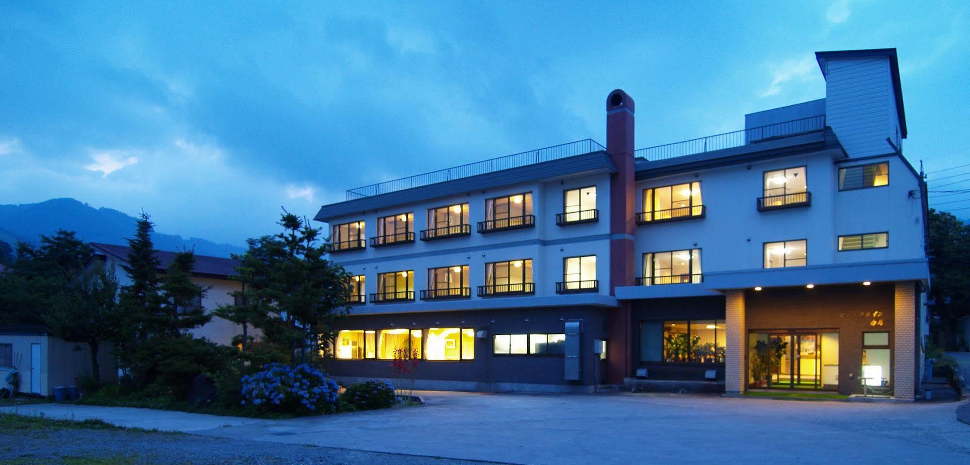 Central Inn Hakuba Luaran gambar